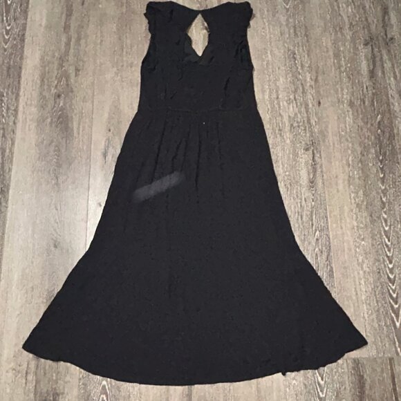 Old Navy Maxi Dress Womens Medium In Black Sleeveless Textured Ruffles - Picture 5 of 5